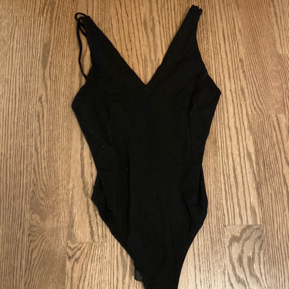 Ruby & Jenna size med NWT black bodysuit